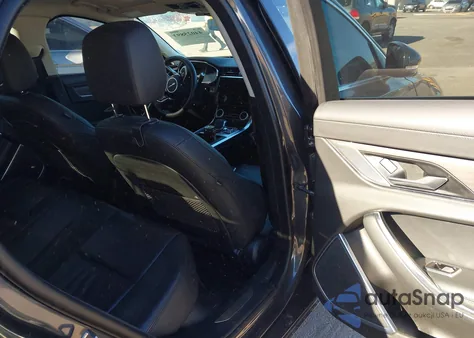 2022 Jaguar Xf S P250 Rwd Automatic z USA, uszkodzony, nr VIN SAJBE4FX4NCY90774